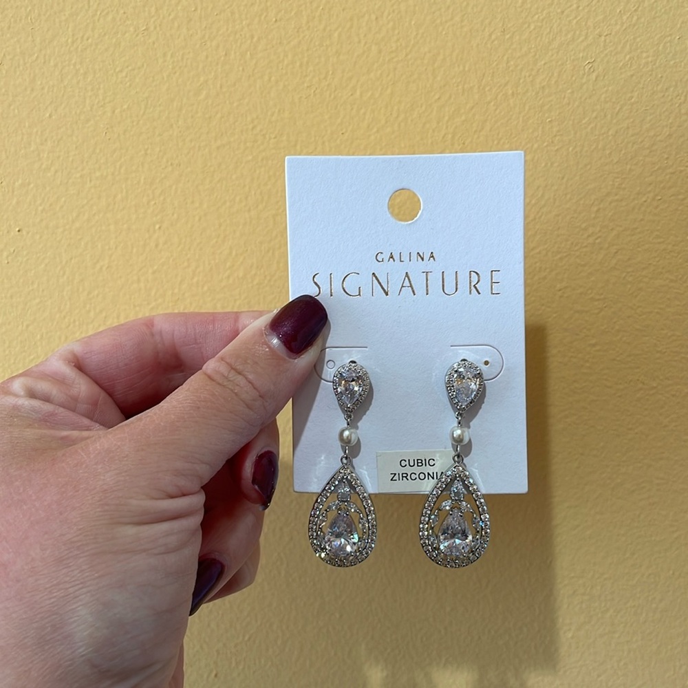 NWT CZ Teardrop Earrings